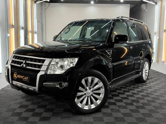 MITSUBISHI PAJERO FULL 3.2 HPE 4X4 16V TURBO INTERCOOLER DIESEL 4P AUTOMÁTICO MITSUBISHI PAJERO FULL 3.2 HPE 4X4 16V TURBO INTERCOOLER DIESEL 4P AUTOMÁTICO